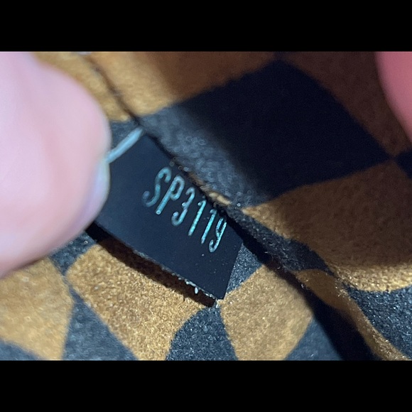 Louis Vuitton Damier Graphite Neonoe - Picture 16 of 16